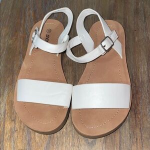 Soda White Kids Sandals - Girls Size 10